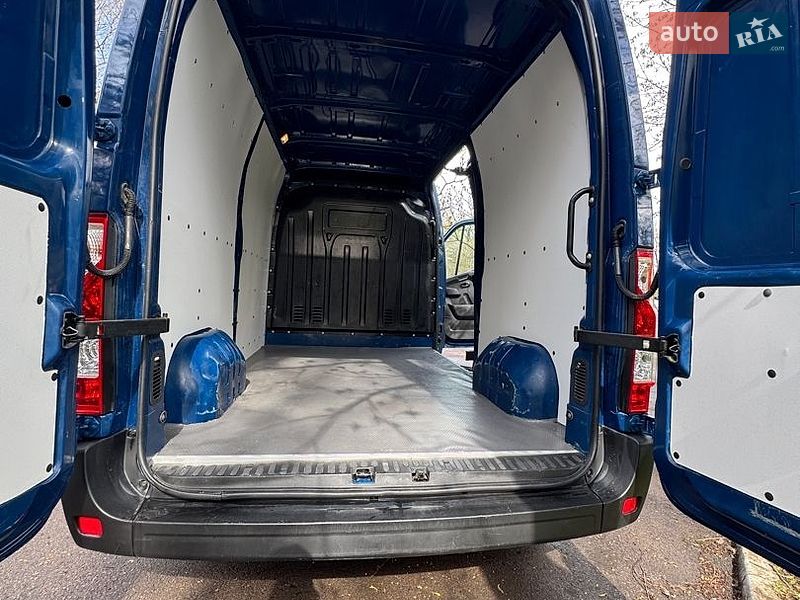 Вантажний фургон Renault Master 2021 в Трускавці