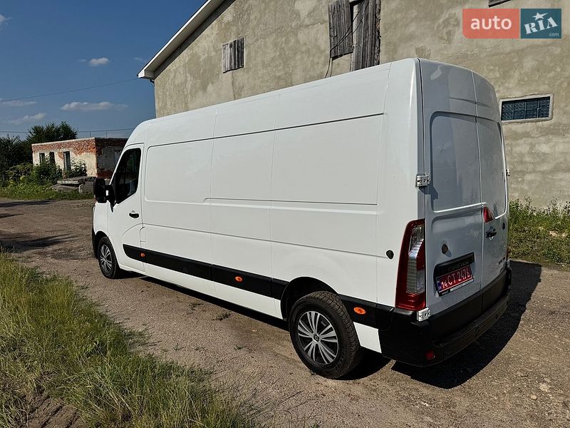 Вантажний фургон Renault Master 2020 в Калуші