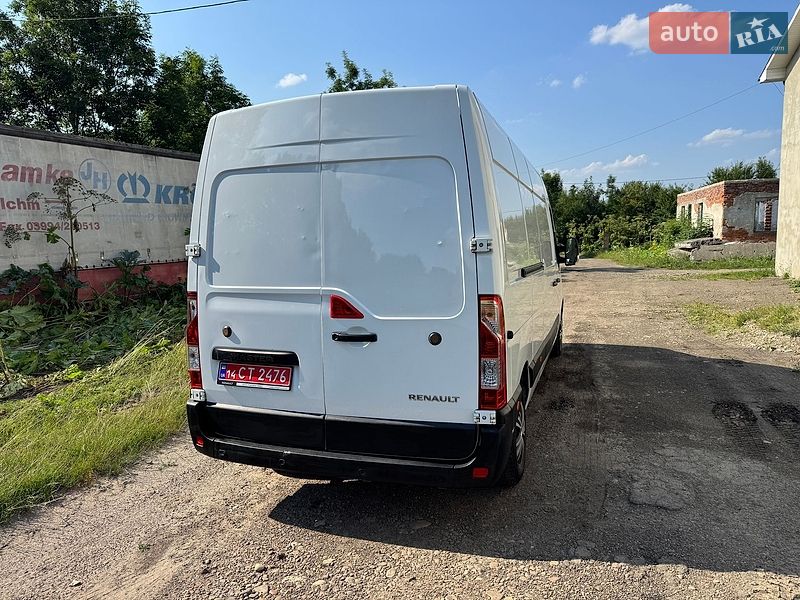 Вантажний фургон Renault Master 2020 в Калуші