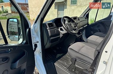 Вантажний фургон Renault Master 2020 в Калуші