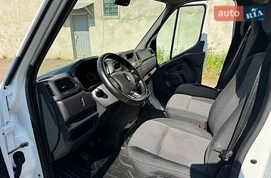 Вантажний фургон Renault Master 2020 в Калуші