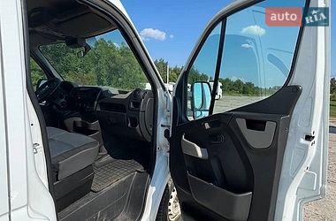 Вантажний фургон Renault Master 2014 в Львові