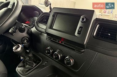 Микроавтобус грузовой (до 3,5т) Renault Master 2022 в Полтаве