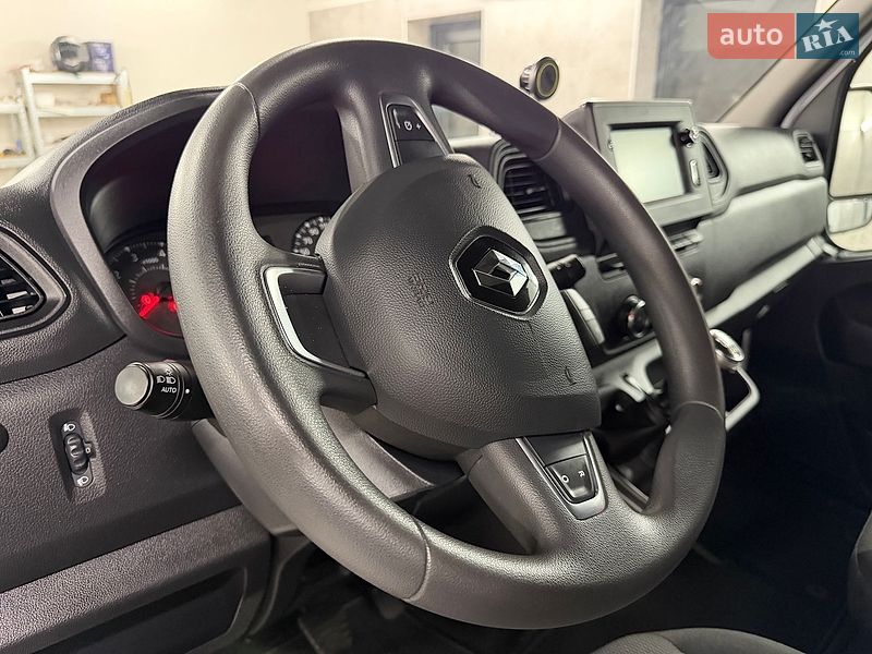Микроавтобус грузовой (до 3,5т) Renault Master 2022 в Полтаве
