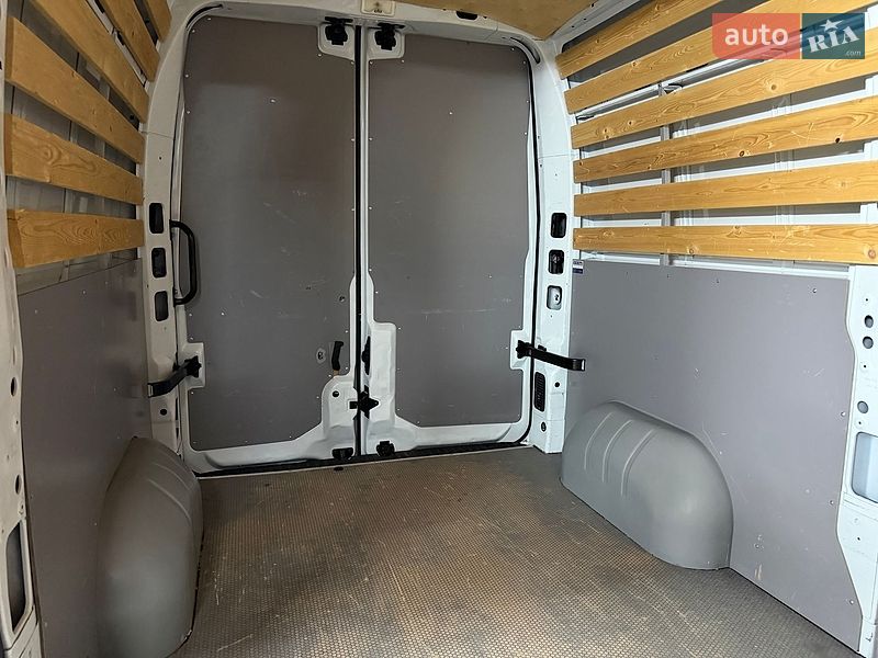 Микроавтобус грузовой (до 3,5т) Renault Master 2022 в Полтаве