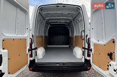 Вантажний фургон Renault Master 2021 в Рівному