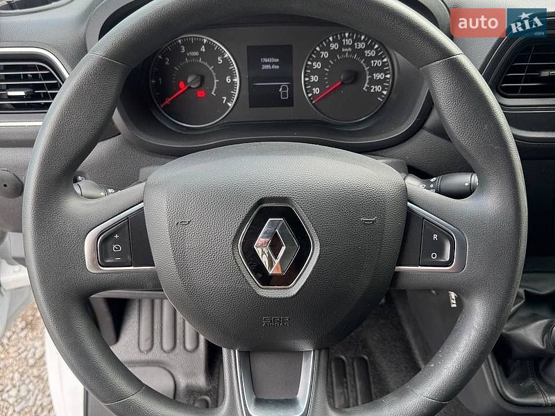 Вантажний фургон Renault Master 2021 в Рівному
