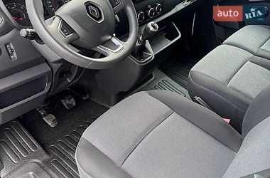 Вантажний фургон Renault Master 2021 в Рівному