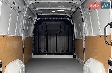 Вантажний фургон Renault Master 2021 в Рівному