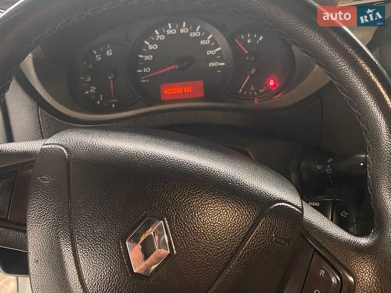 Эвакуатор Renault Master 2016 в Броварах