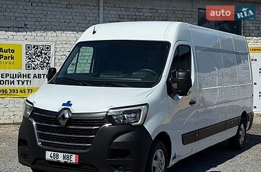 Вантажний фургон Renault Master 2021 в Рівному