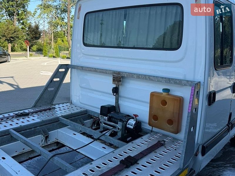 Автовоз Renault Master 2005 в Старом Самборе