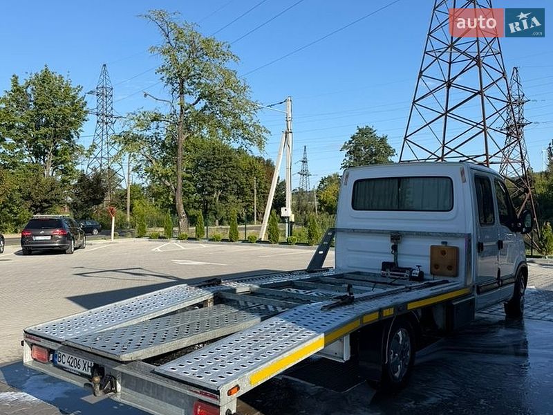 Автовоз Renault Master 2005 в Старом Самборе