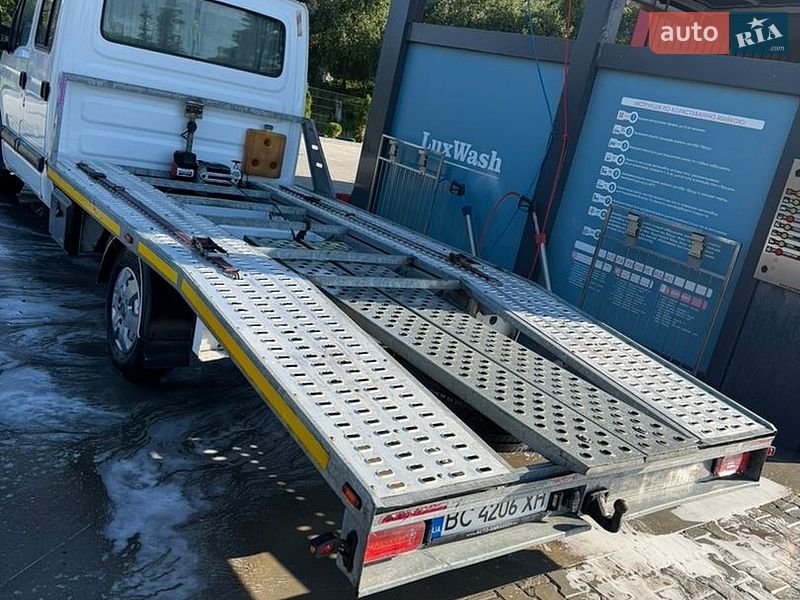 Автовоз Renault Master 2005 в Старом Самборе