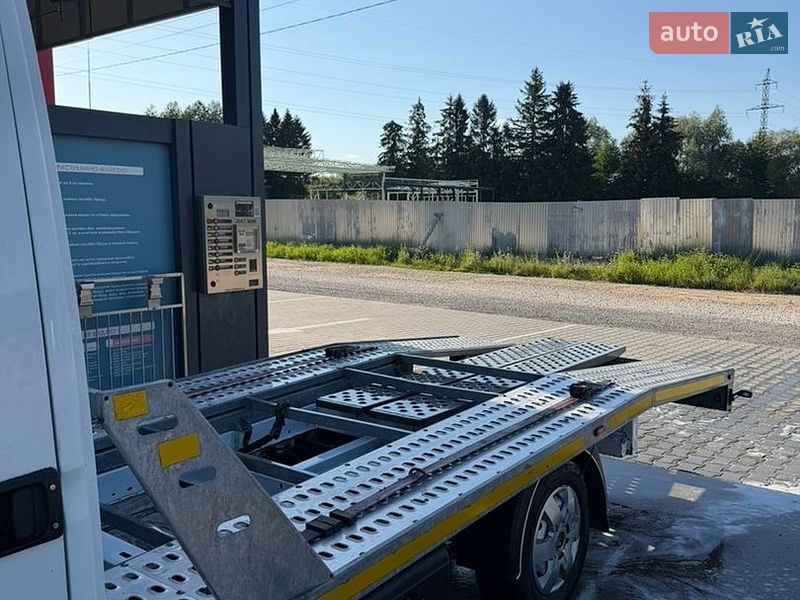Автовоз Renault Master 2005 в Старом Самборе