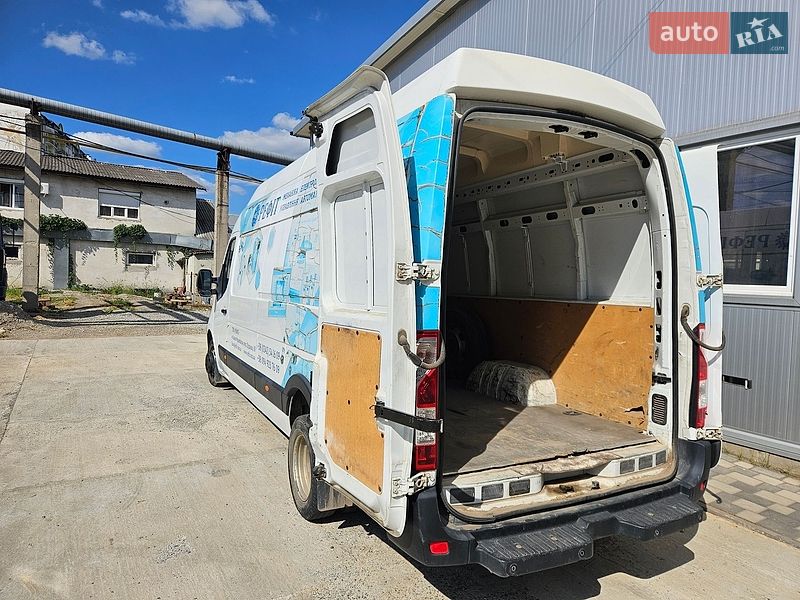 Грузовой фургон Renault Master 2017 в Ивано-Франковске