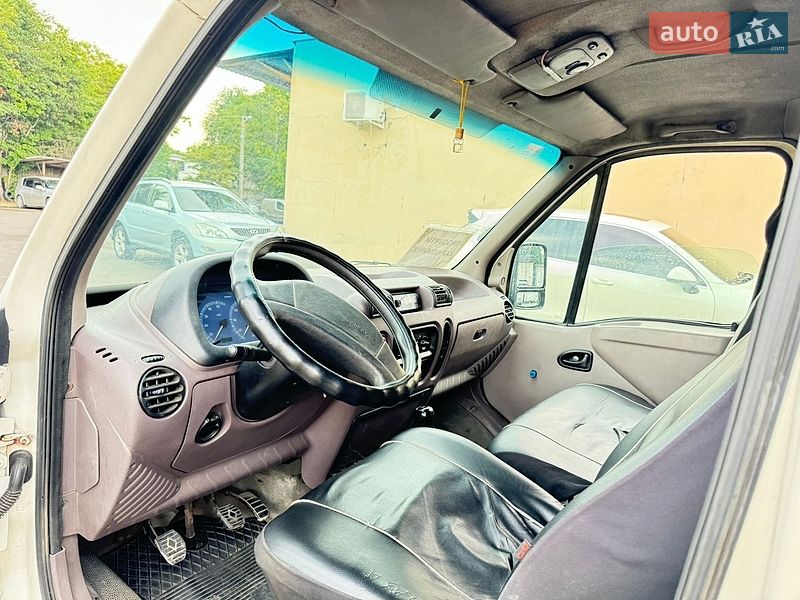 Рефрижератор Renault Master 2000 в Одессе