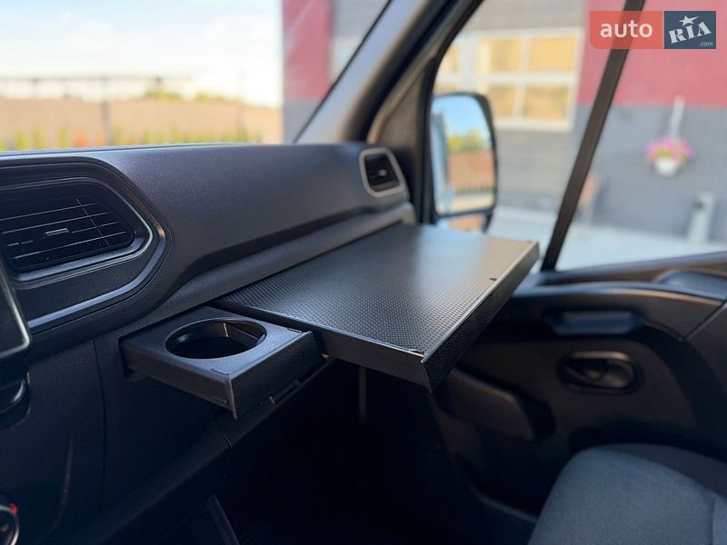 Борт Renault Master 2022 в Дубно