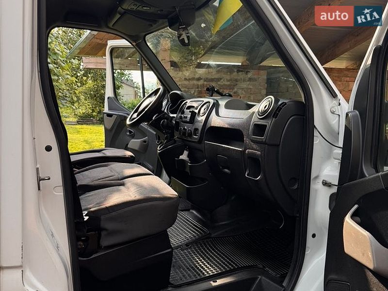 Тентований Renault Master 2011 в Трускавці фото 8 Тентований Renault Master 2011 в Трускавці