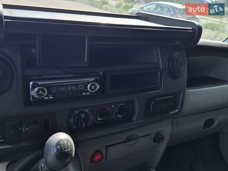 Вантажний фургон Renault Master 2005 в Києві
