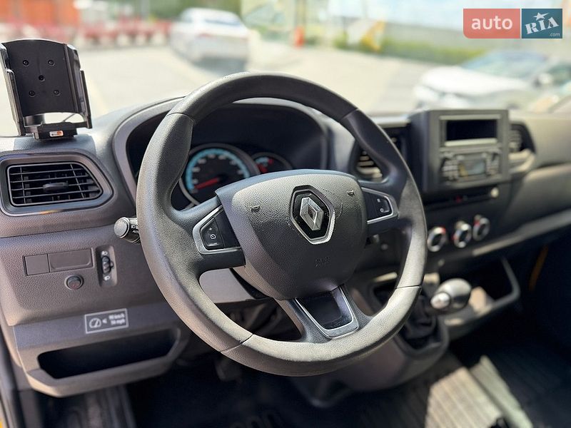 Вантажний фургон Renault Master 2020 в Городку