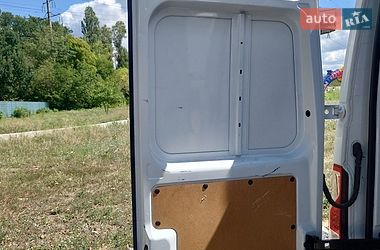 Вантажопасажирський фургон Renault Master 2020 в Ужгороді