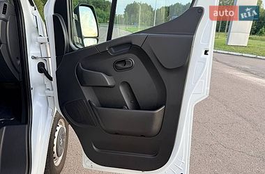Тентованый Renault Master 2022 в Киеве