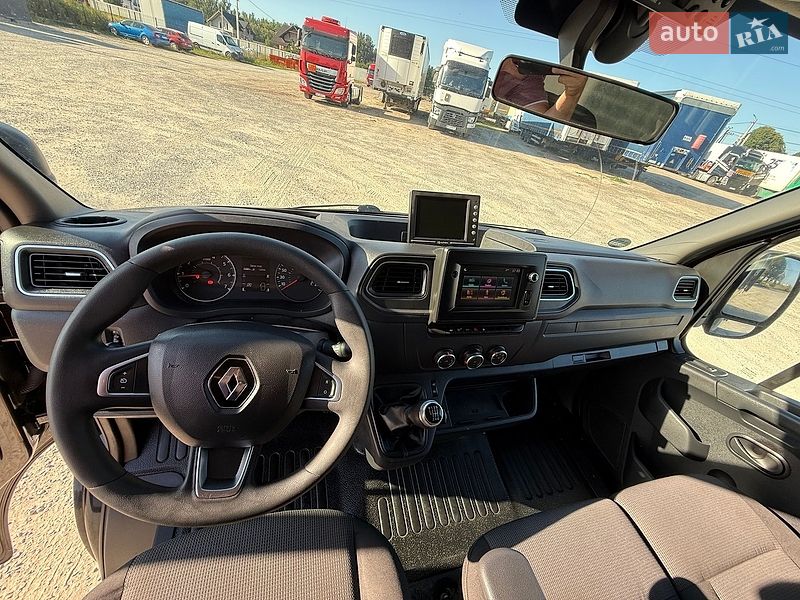 Вантажний фургон Renault Master 2021 в Львові