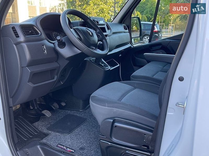 Вантажний фургон Renault Master 2021 в Луцьку