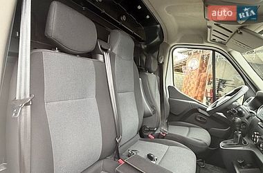 Грузовой фургон Renault Master 2022 в Золочеве