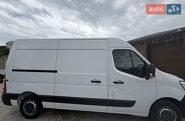 Грузовой фургон Renault Master 2022 в Золочеве