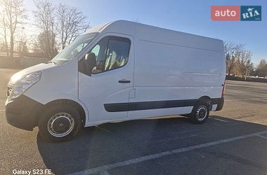 Грузопассажирский фургон Renault Master 2015 в Киеве