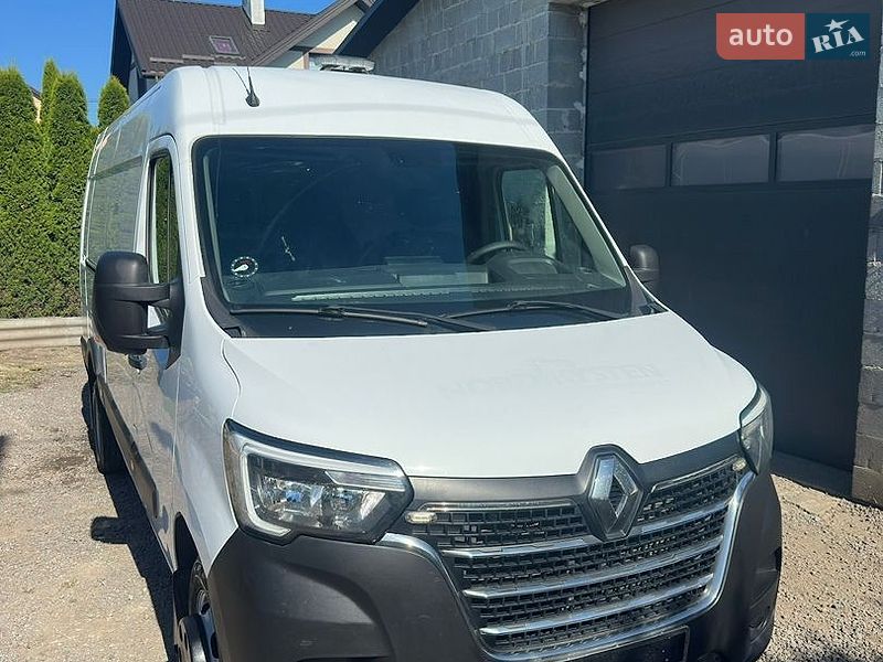 Вантажний фургон Renault Master 2020 в Львові