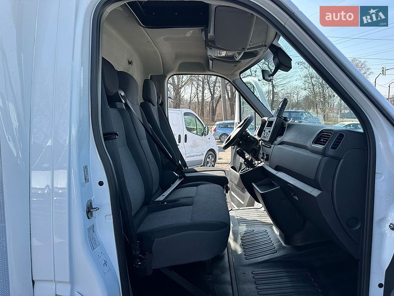 Інші вантажівки Renault Master 2021 в Рівному