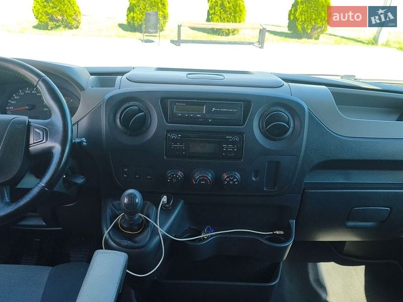 Автовоз Renault Master 2017 в Кам'янець-Подільському