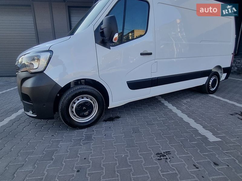 Вантажний фургон Renault Master 2022 в Бердичеві