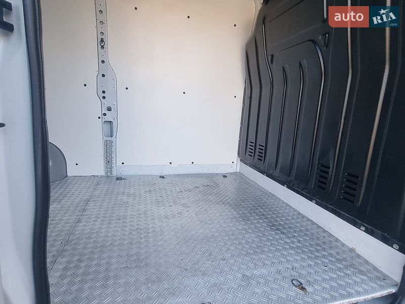 Вантажний фургон Renault Master 2022 в Бердичеві