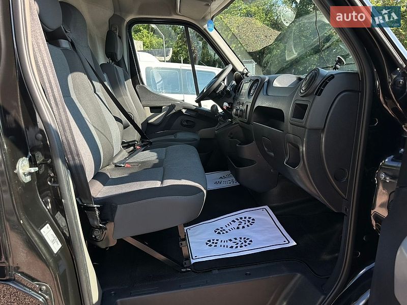 Грузовой фургон Renault Master 2018 в Ровно