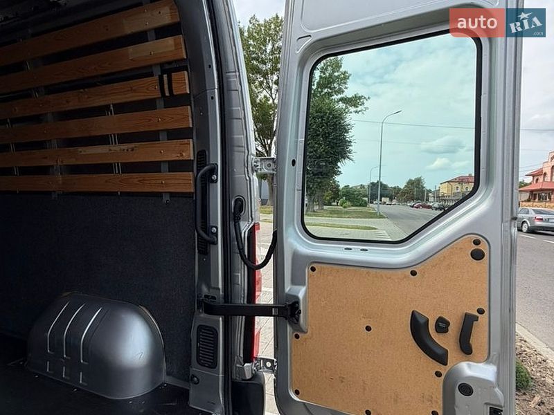 Вантажний фургон Renault Master 2022 в Луцьку
