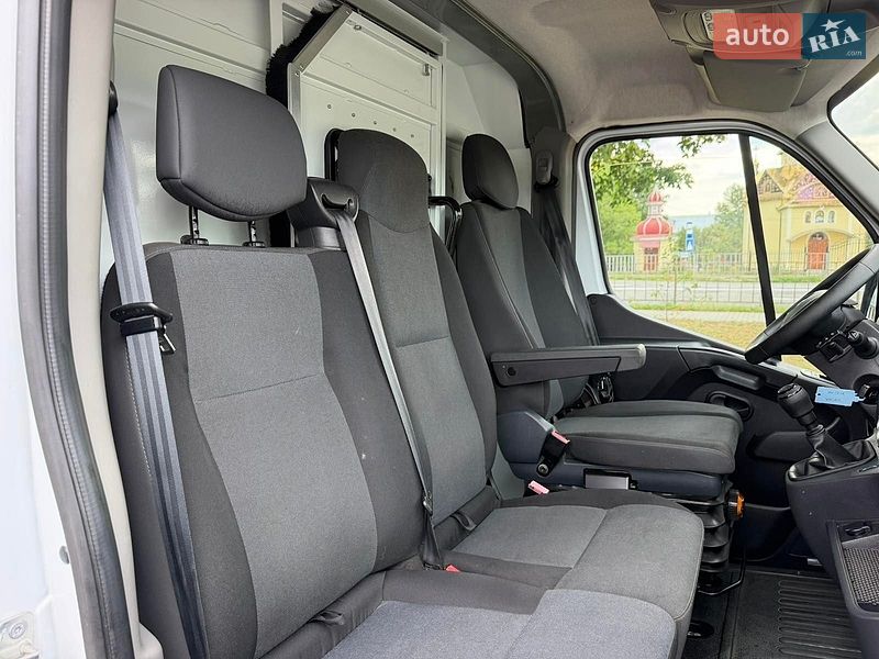 Вантажний фургон Renault Master 2025 в Івано-Франківську
