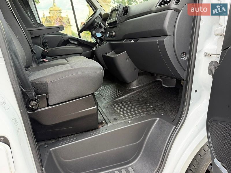Вантажний фургон Renault Master 2025 в Івано-Франківську