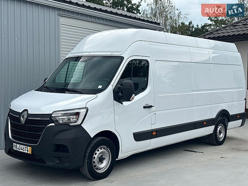 Вантажний фургон Renault Master 2022 в Рівному