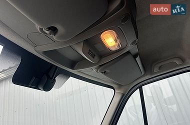 Вантажний фургон Renault Master 2022 в Рівному