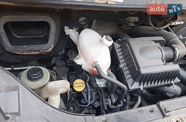 Мінівен Renault Master 2006 в Краматорську