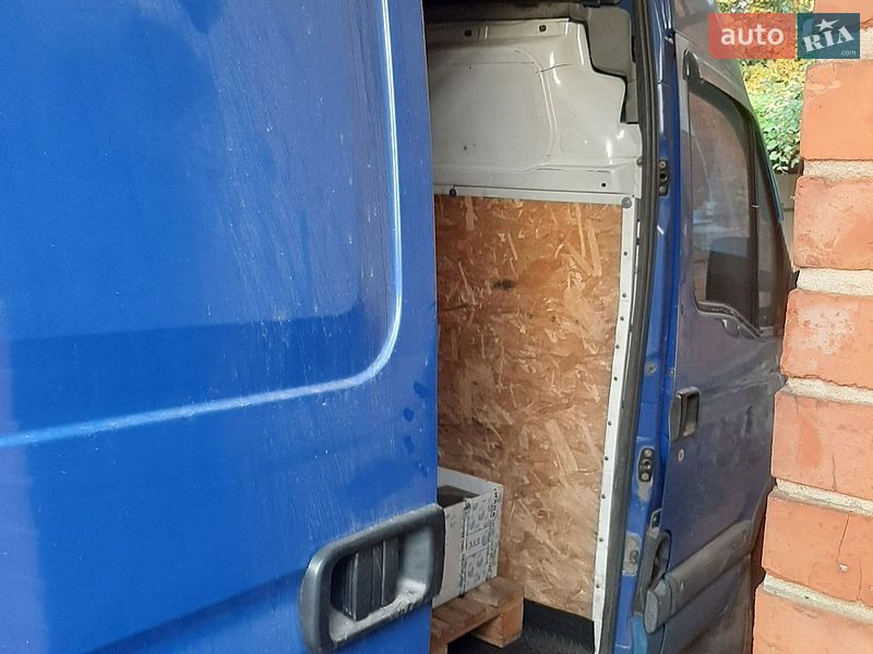 Мінівен Renault Master 2006 в Краматорську