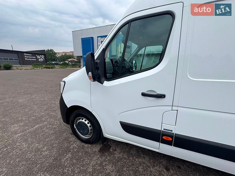 Вантажний фургон Renault Master 2022 в Ковелі