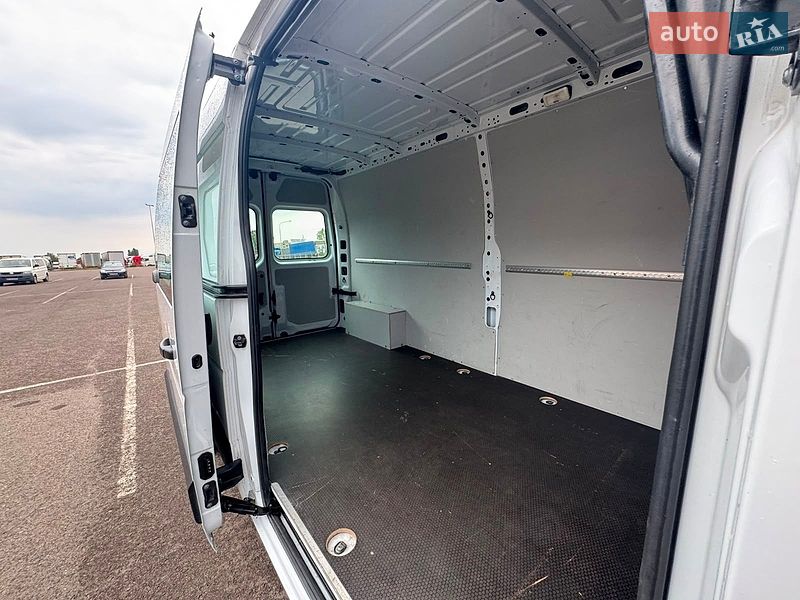 Вантажний фургон Renault Master 2022 в Ковелі