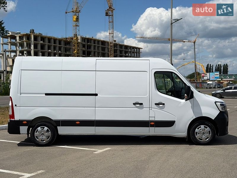 Грузовой фургон Renault Master 2022 в Луцке