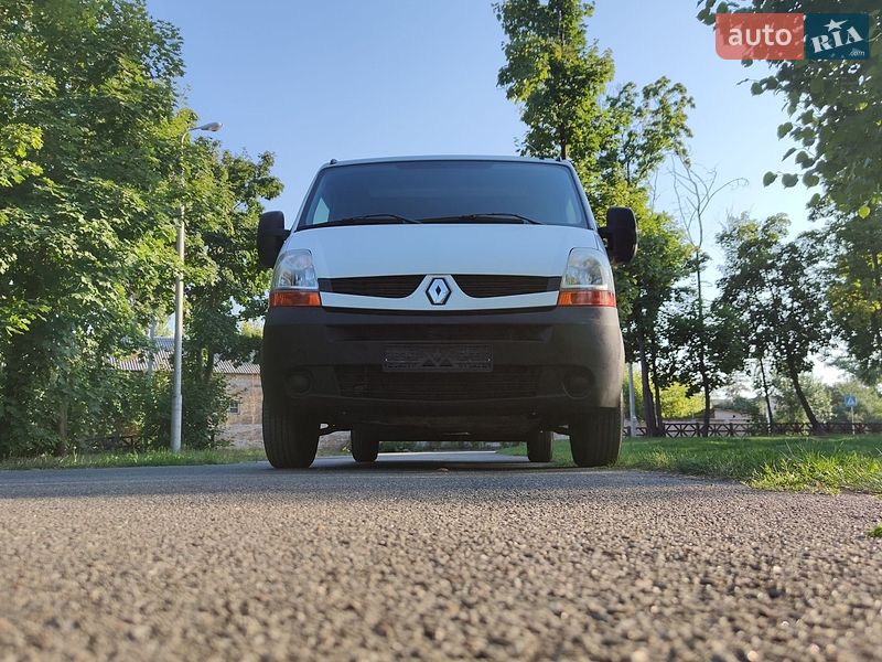 Минивэн Renault Master 2007 в Киеве