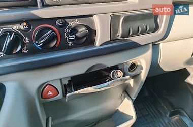 Минивэн Renault Master 2007 в Киеве